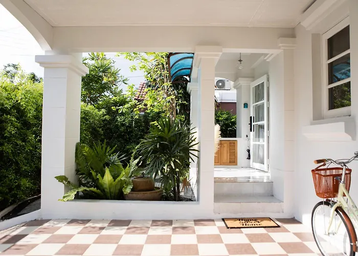 The Golden House @ Suvarnabhumi Holiday home