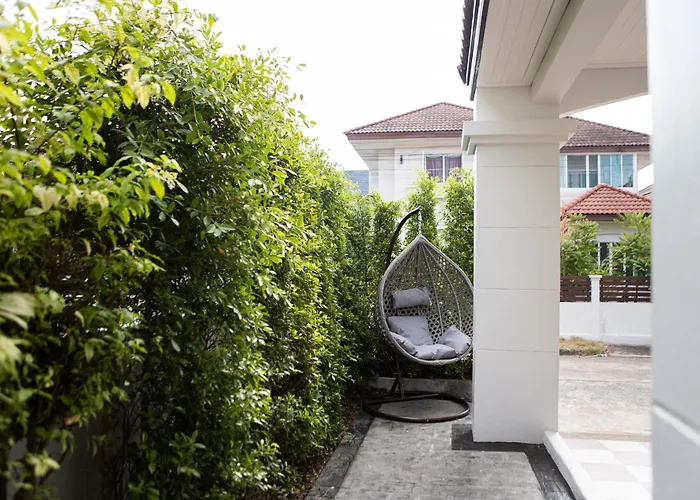 The Golden House @ Suvarnabhumi Holiday home